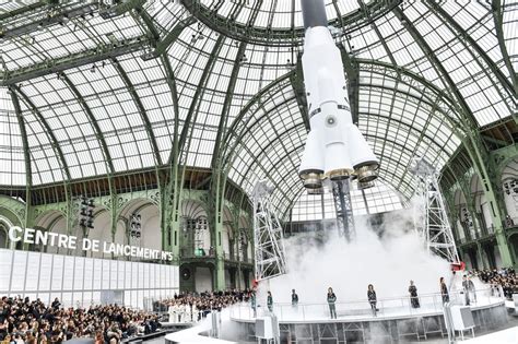 Chanel space station fall 2017